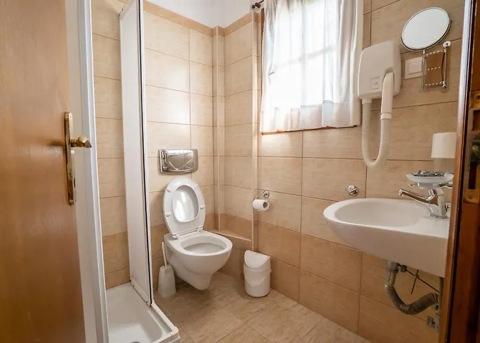 Otel Ainareti Kala Nera