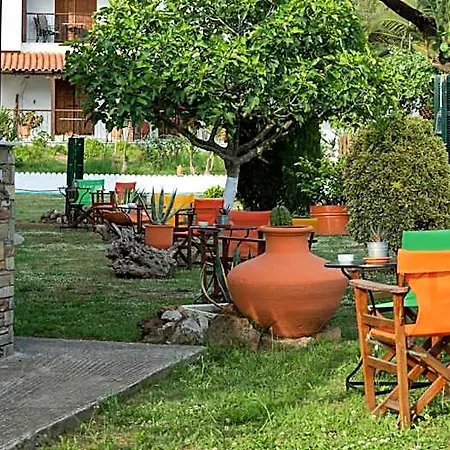 Ainareti Hotel 2*